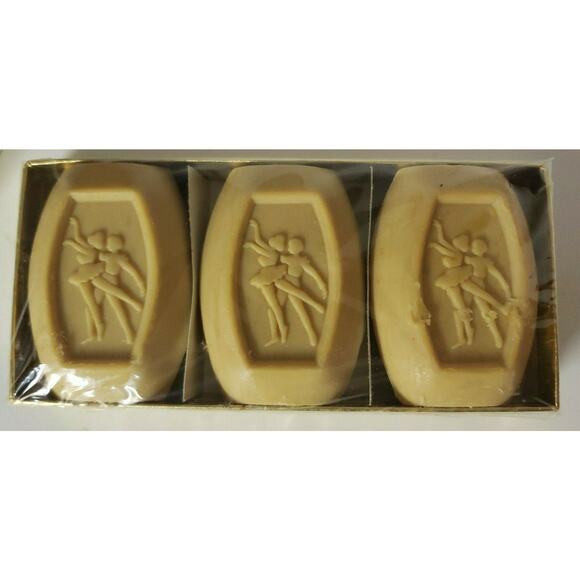 Vintage Dorothy Gray "Figurine" 3 Bar Soap Set in Original Box Rare U34 - Picture 2 of 5